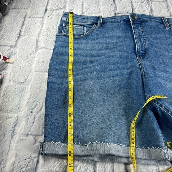 AVA & VIV hi rise Bermuda jean shorts size 22W stretch - Picture 7 of 7